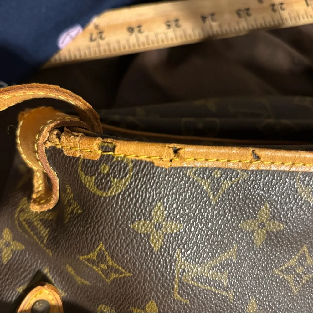 Louise Vuitton Large Saddle Bag Good Condition Great Corners Clean with COA